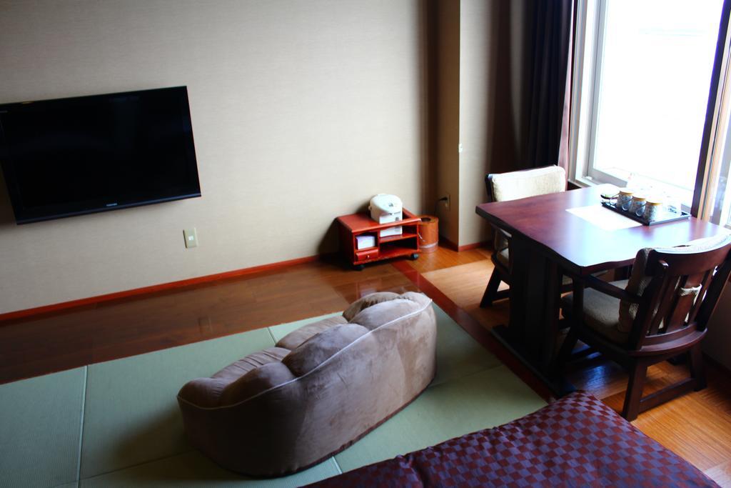 Hotel Shiosai Фудзісава Екстер'єр фото